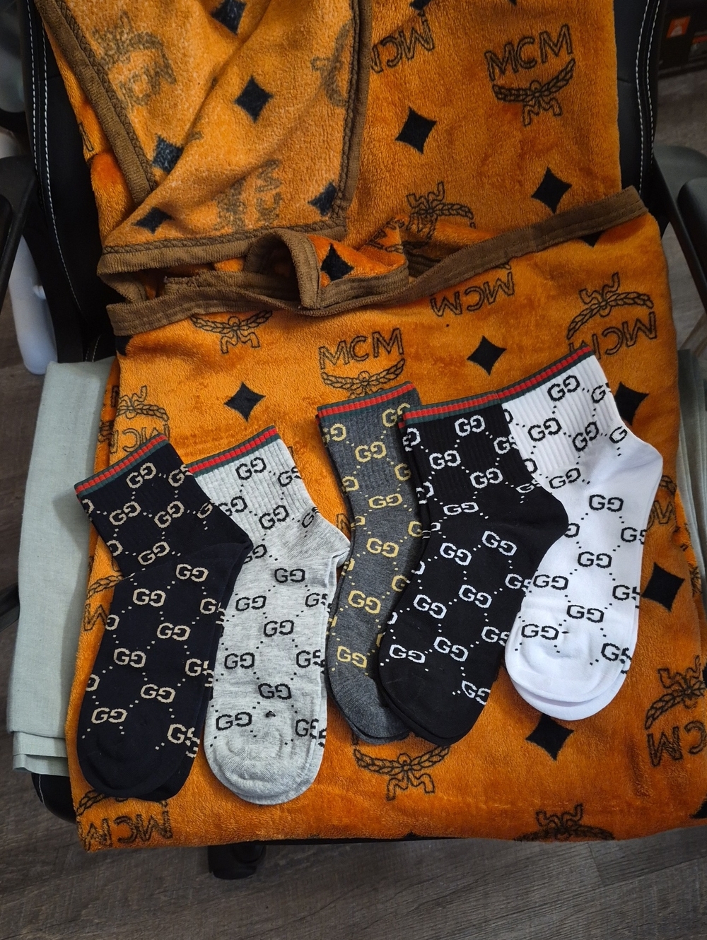 Designer Logo Crew Socks - Black, Gray, Charcoal, White - Luxury Pattern 5 Pair